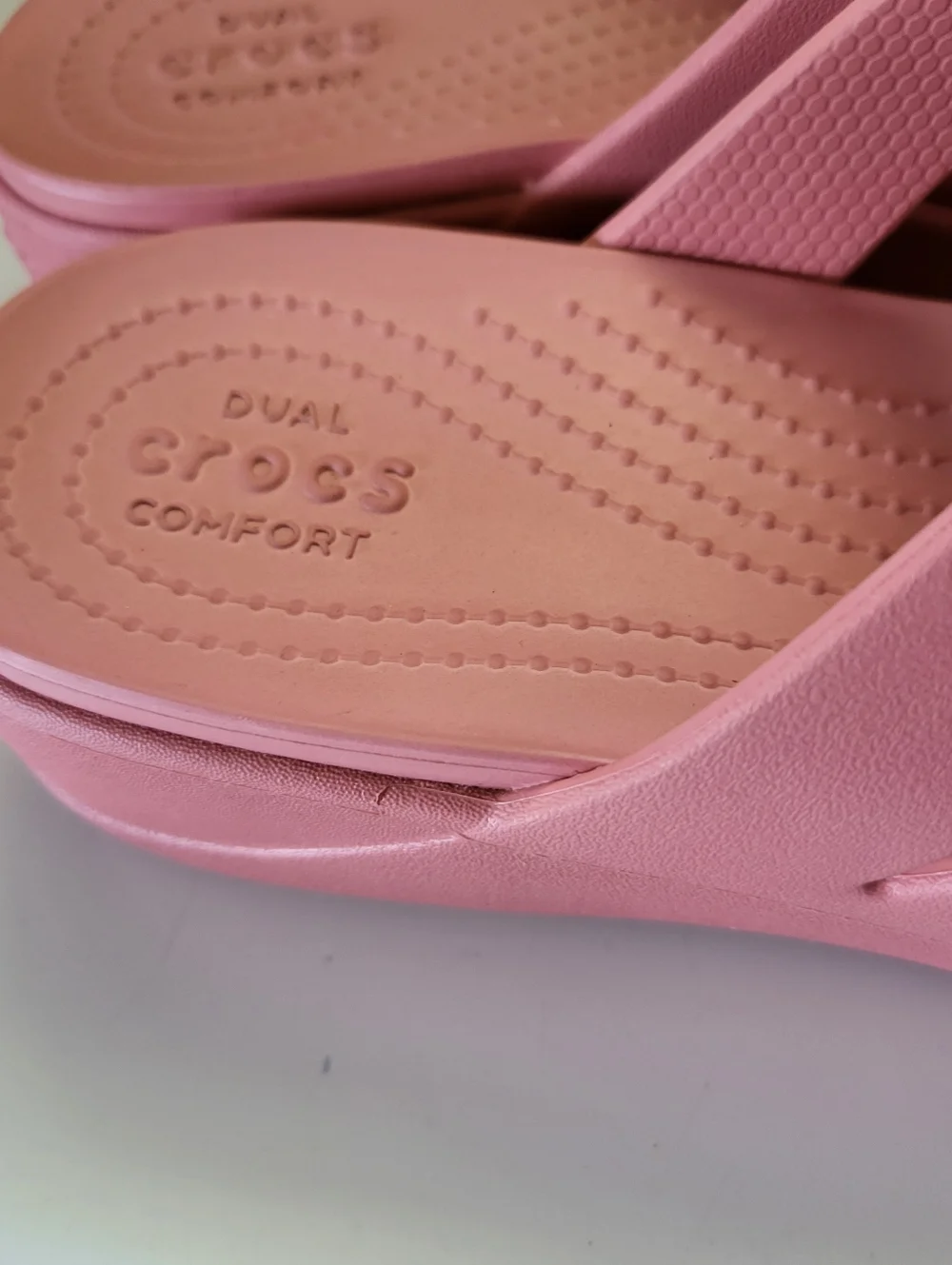 Crocs Womens Monterey Sandals Size 8 Pink Wedge Slides Shoes - Picture 4 of 7